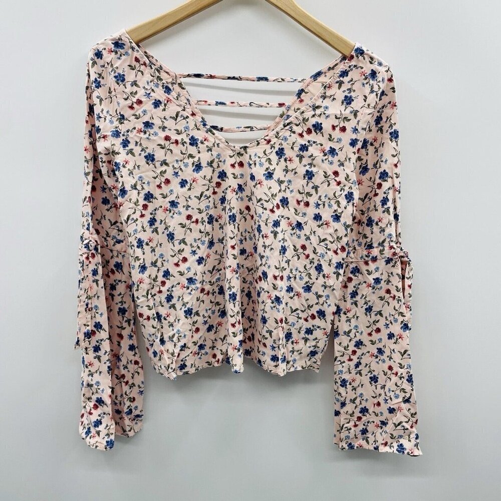 Hollister Juniors Size Small Floral Print Bell Sleeve Woven Blouse in Pink 2525